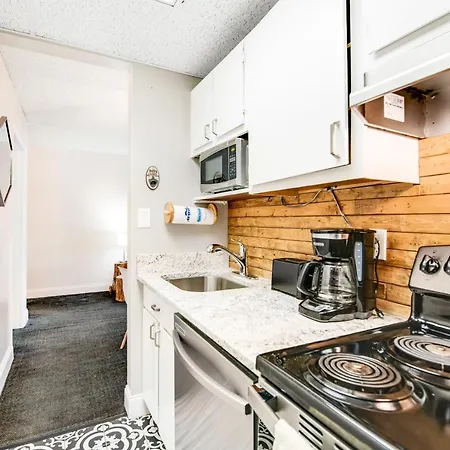 The Pioneer Apartment Gatlinburg Exterior photo